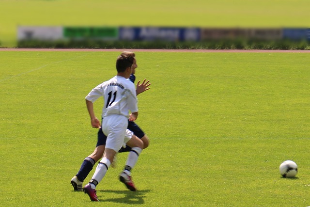 特雷楊得到34分10助攻 亨特貢獻22分 老鷹全場22次搶斷擊敗猛龍送其10連敗.